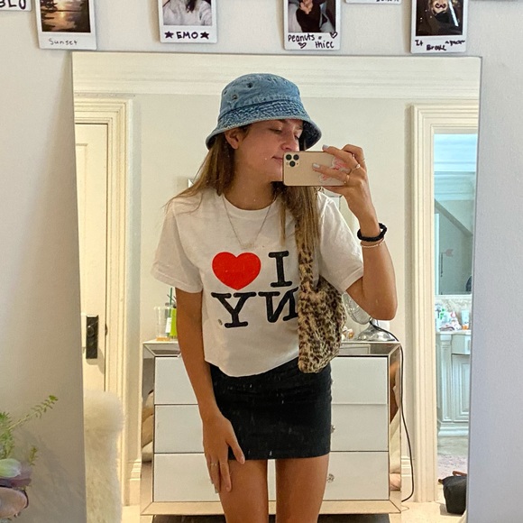 Meet your Posher, Chloe - Picture 1 of 1